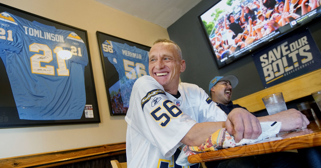 In San Diego, a Predicament Over the (L.A.) Chargers